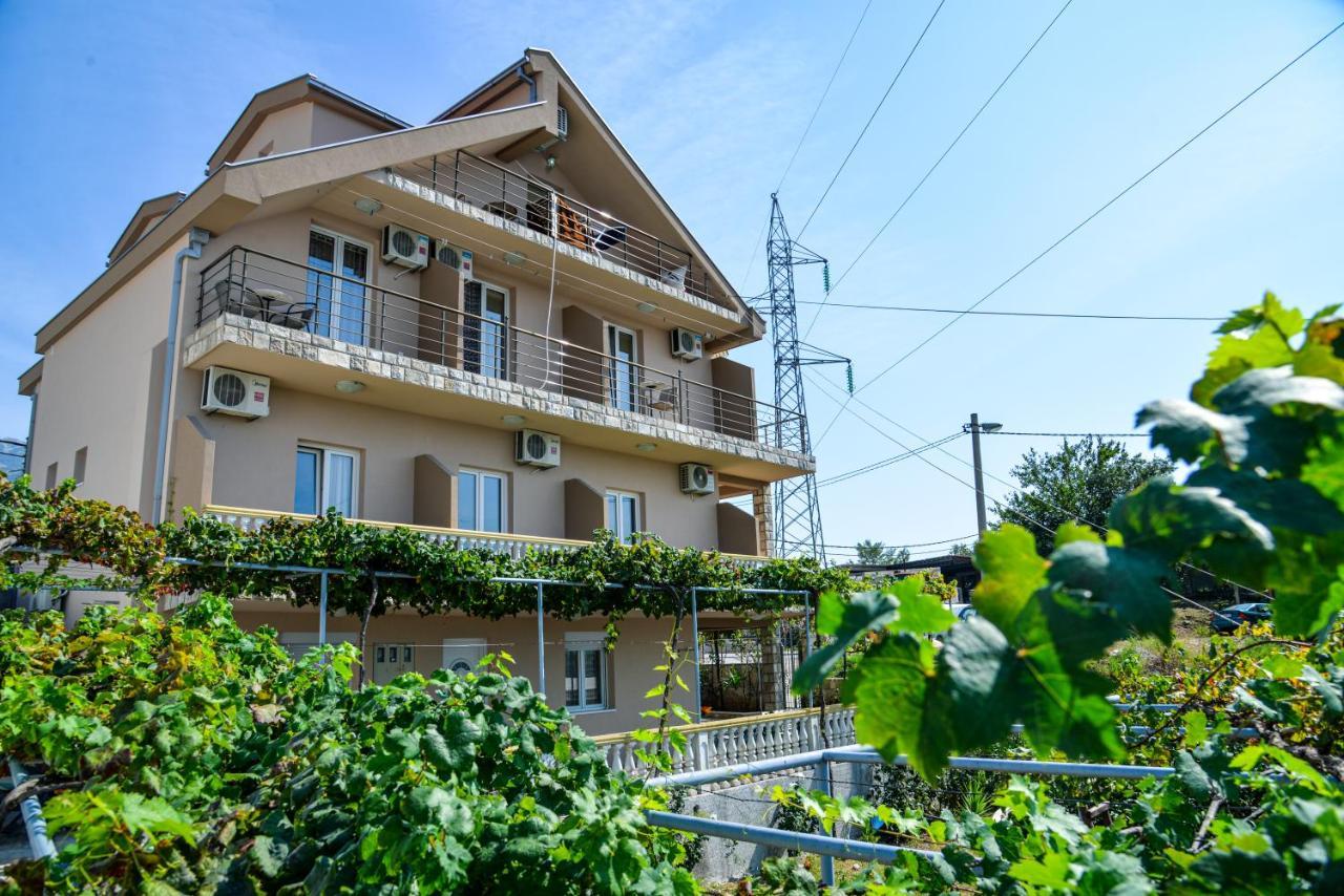 Guest House Ivana Τίβατ Εξωτερικό φωτογραφία