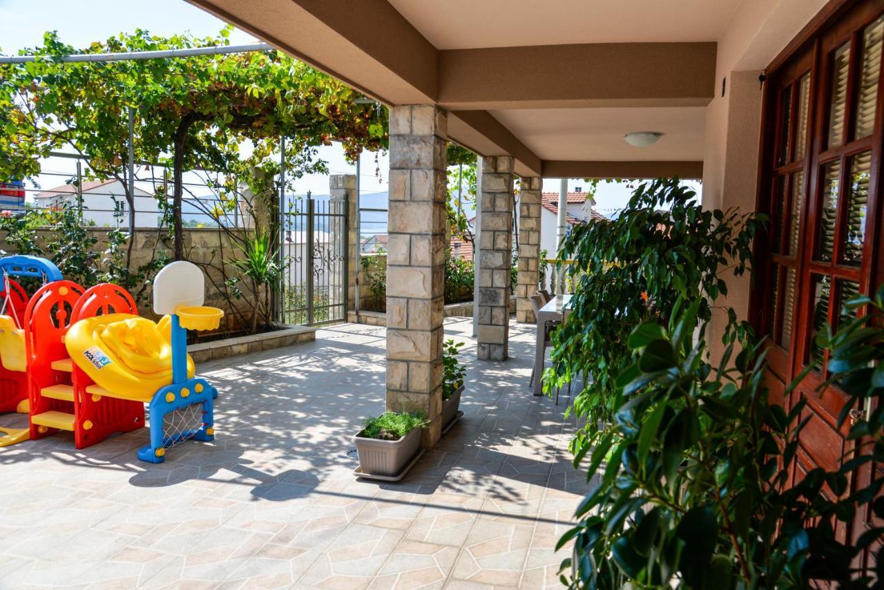 Guest House Ivana Τίβατ Εξωτερικό φωτογραφία