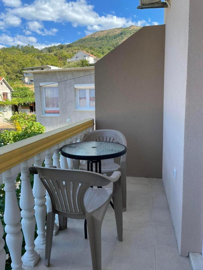 Guest House Ivana Τίβατ Εξωτερικό φωτογραφία
