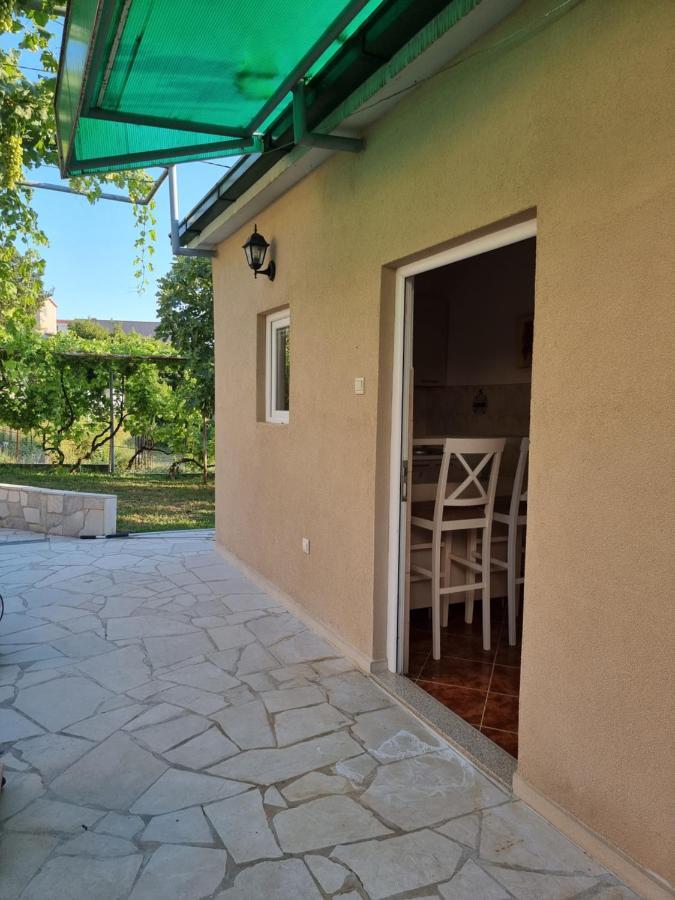 Guest House Ivana Τίβατ Εξωτερικό φωτογραφία