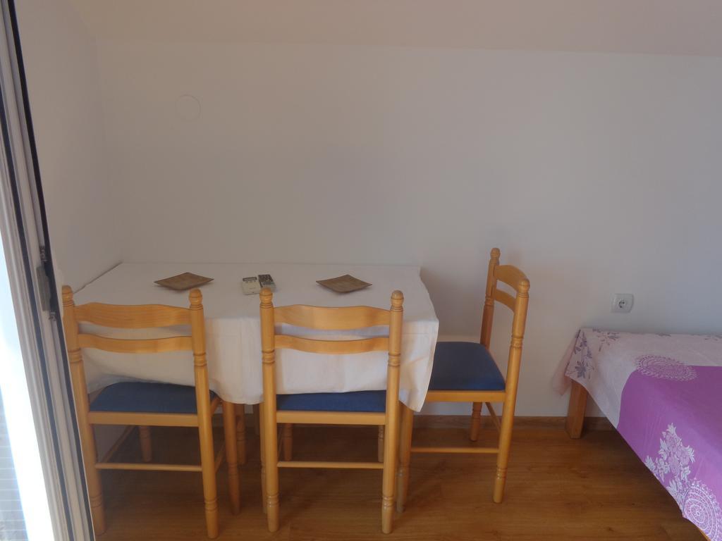 Guest House Ivana Τίβατ Δωμάτιο φωτογραφία