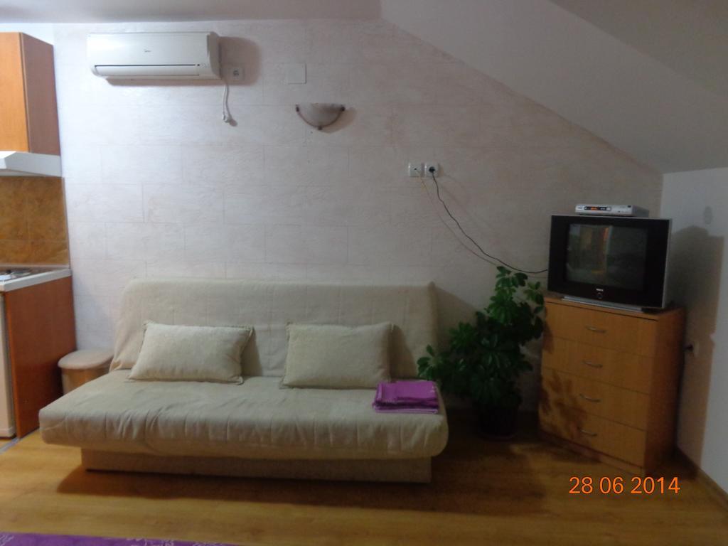 Guest House Ivana Τίβατ Δωμάτιο φωτογραφία