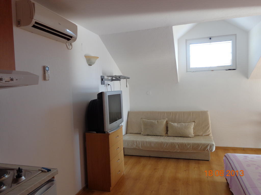 Guest House Ivana Τίβατ Δωμάτιο φωτογραφία