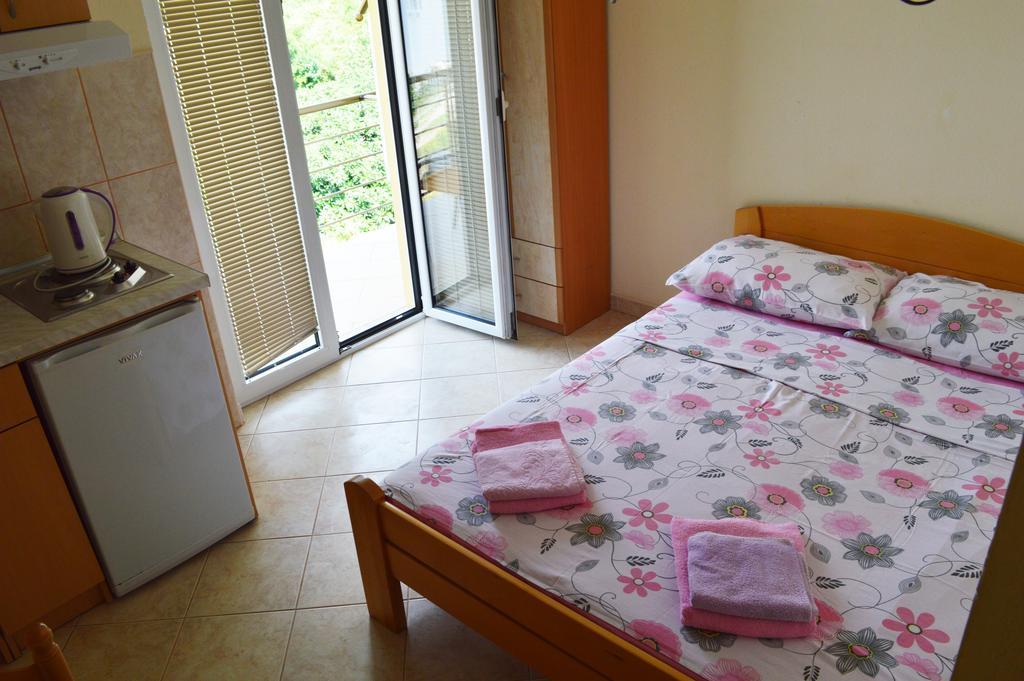 Guest House Ivana Τίβατ Εξωτερικό φωτογραφία