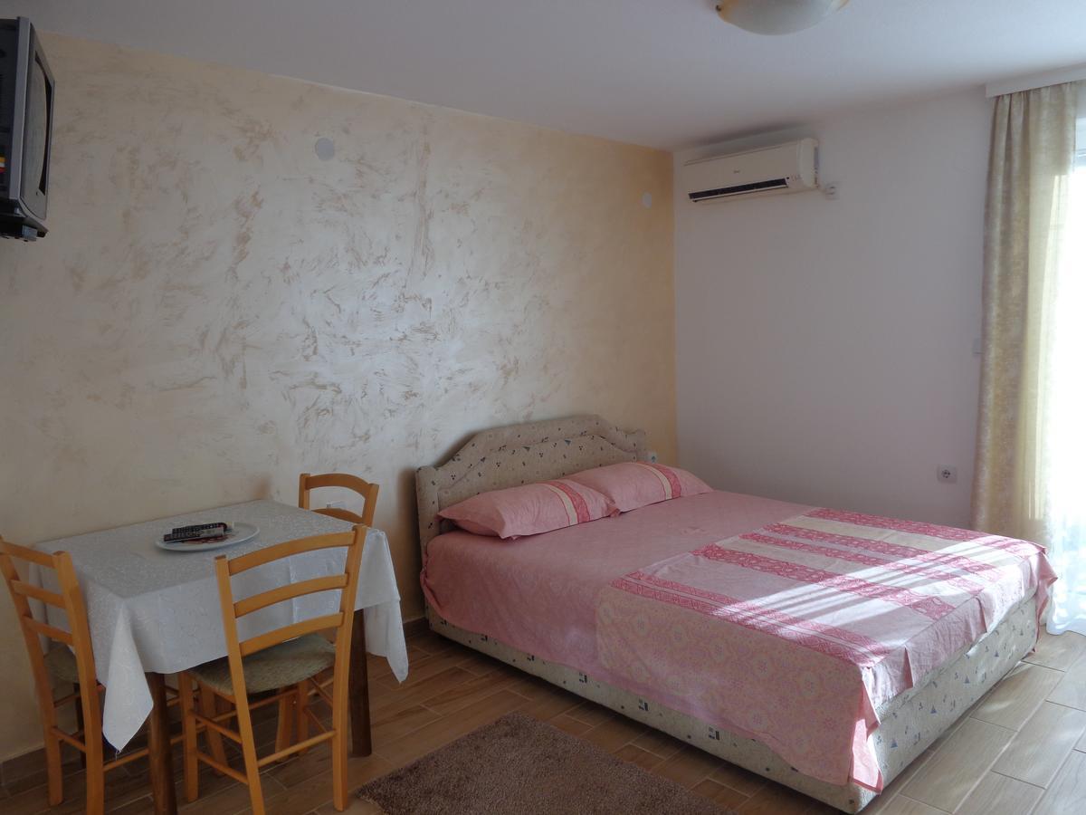 Guest House Ivana Τίβατ Εξωτερικό φωτογραφία